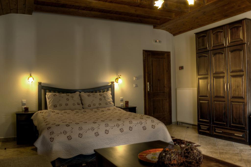 Toula Rooms Ángistron Pokoj fotografie