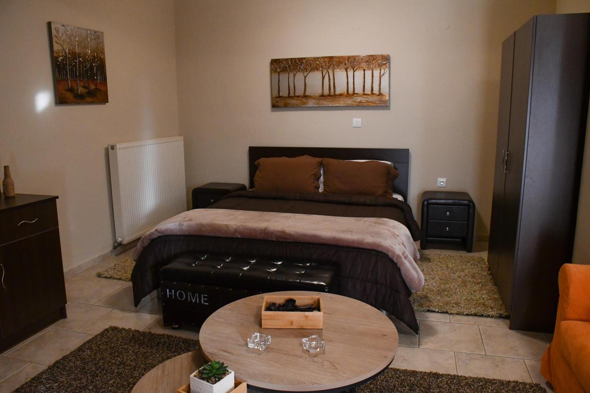 Toula Rooms Ángistron Exteriér fotografie