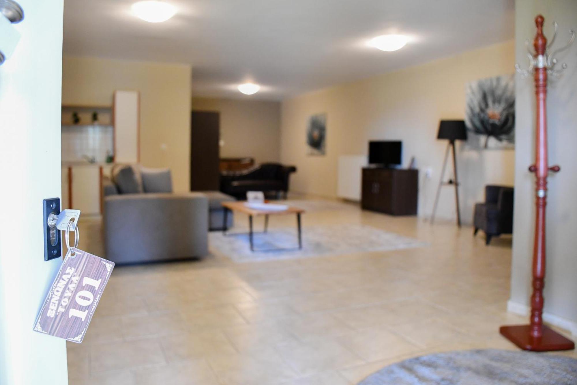 Toula Rooms Ángistron Exteriér fotografie