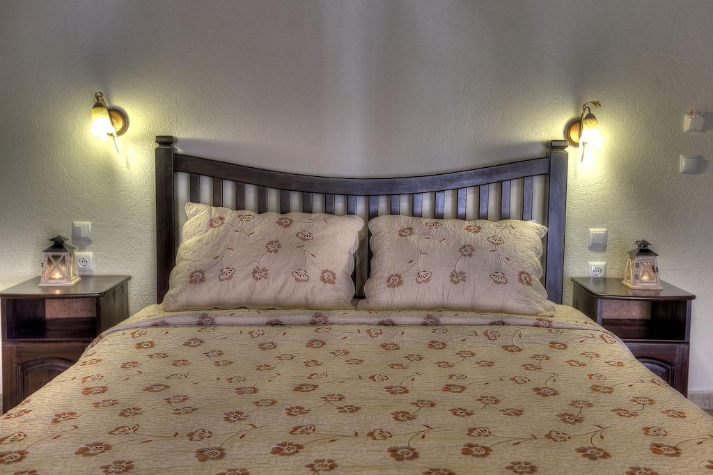 Toula Rooms Ángistron Pokoj fotografie